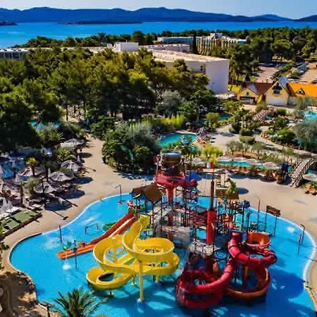 Burazer - Family Friendly Šibenik