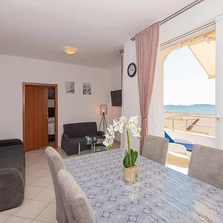 Burazer Apartament Szybenik